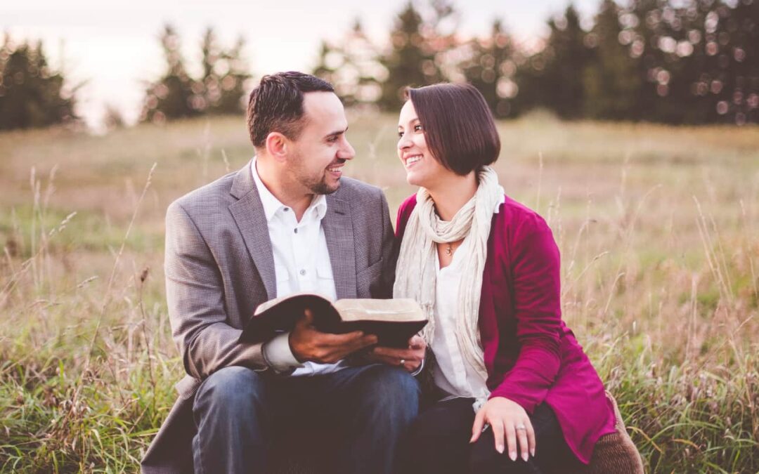 8 Best Christian Marriage Books to Read for Couples